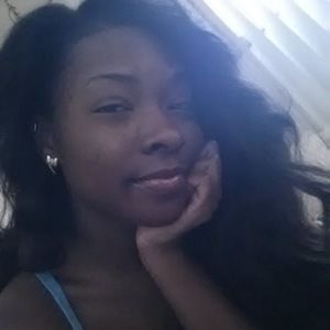 Meet your Posher, Aleana